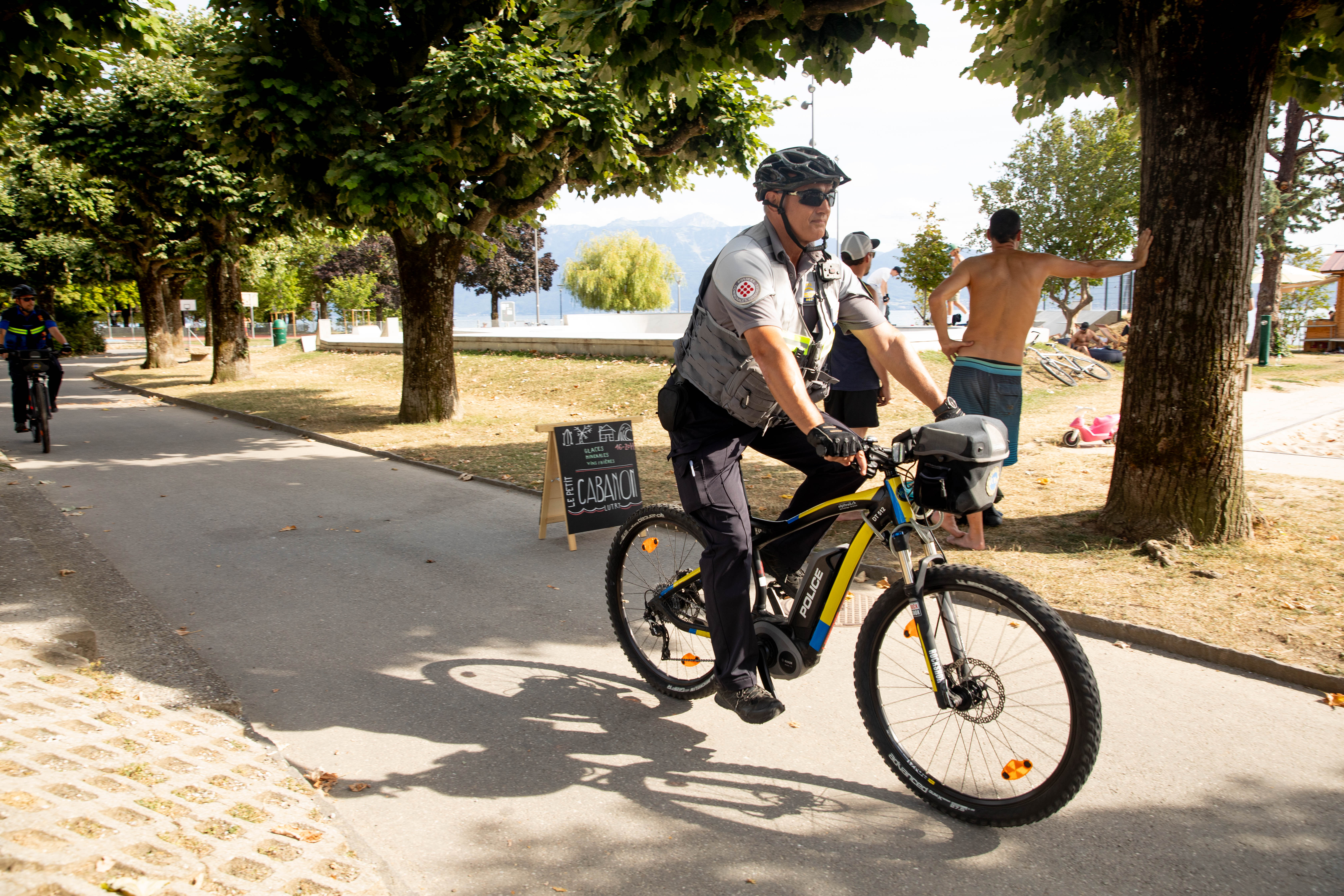 police lavaux ok 1 sur 153